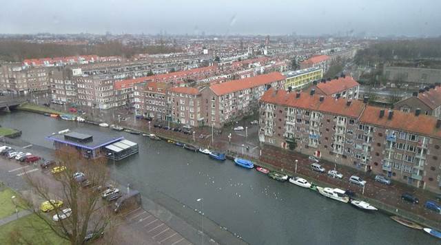 2015 01 29 PG06970 bijeenkomst OverMorgen, rondleiding Studio Zuid (GAK-gebouw) Bos en Lommerplantsoen 1 - 'luchtfoto' Robert Scotttbuurt Fossa, oa Orteliusstraat